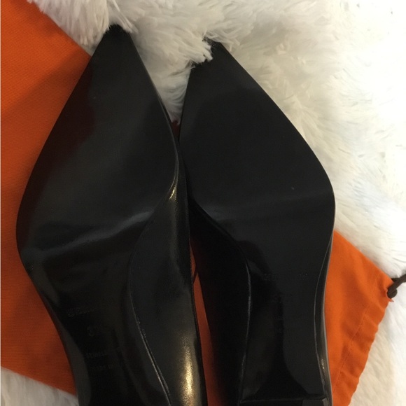 Hermes Black Leather Pointed Heels - Picture 6 of 9
